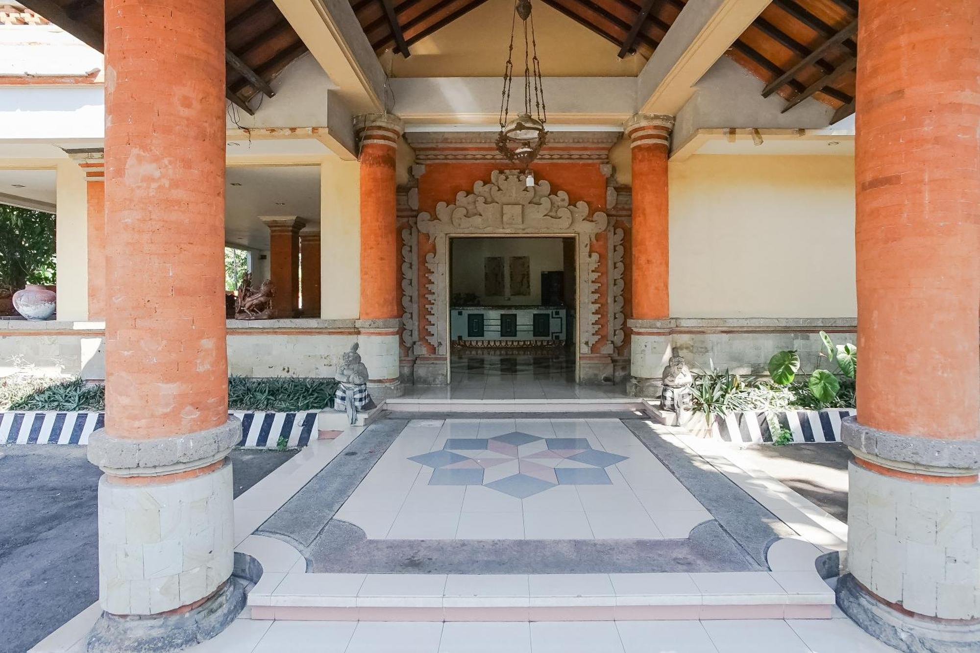 Hotel Oranjje دنباسار المظهر الخارجي الصورة