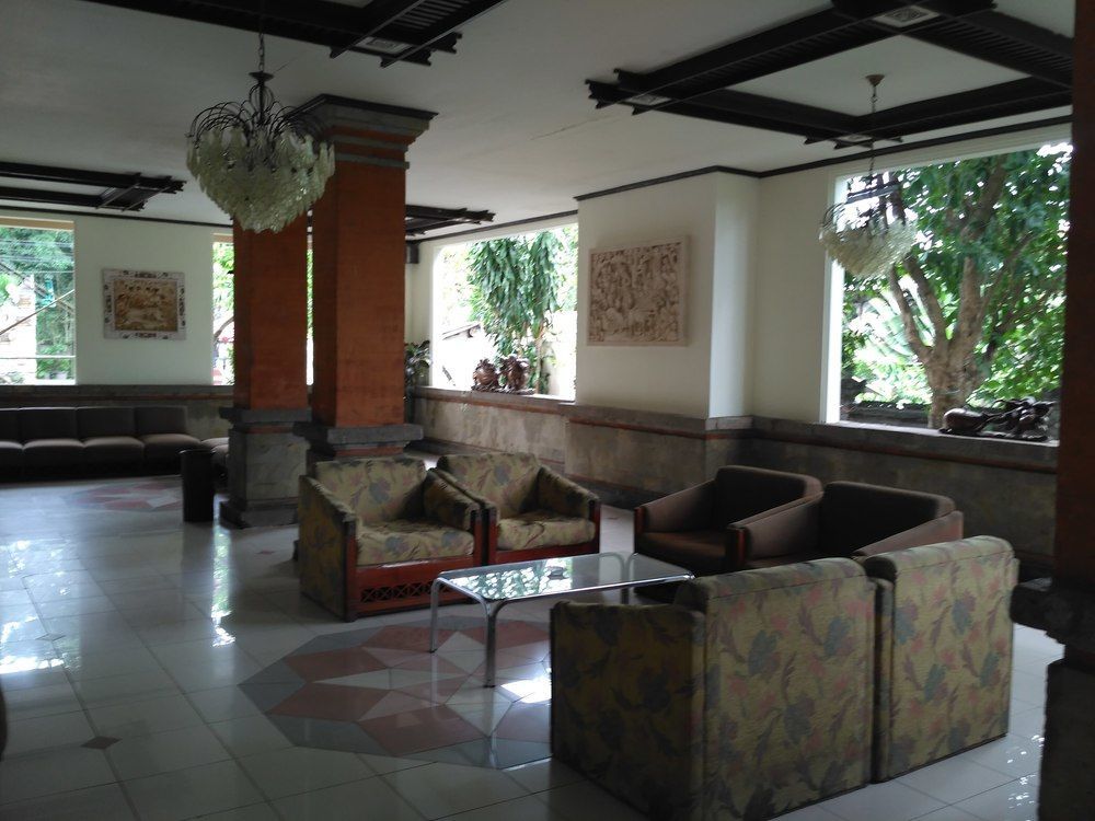 Hotel Oranjje دنباسار المظهر الخارجي الصورة